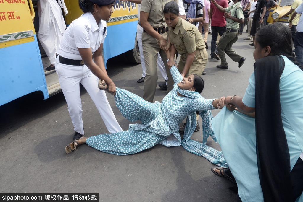 印度黑公交轮奸案
