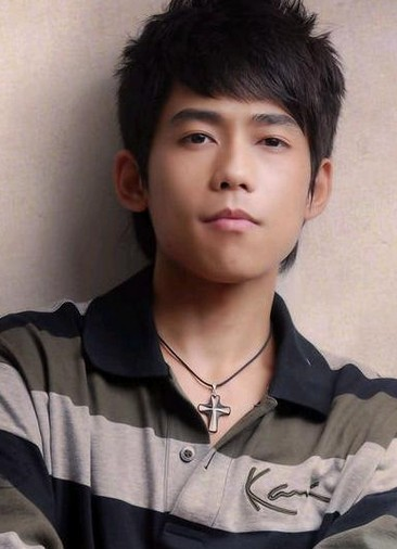 苏醒：因打人被雪藏，靠0713再就业成功翻红终于等到了认可