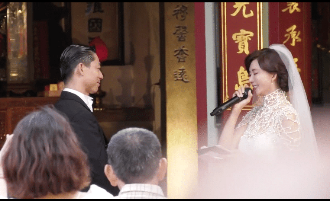 林志玲结婚3年气质大变，最新照片曝光，网友惊讶：完全认不出来