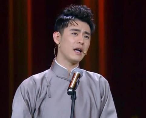 张云雷退赛《欢乐喜剧人》，本人幽默解释：身上的钢板到期了