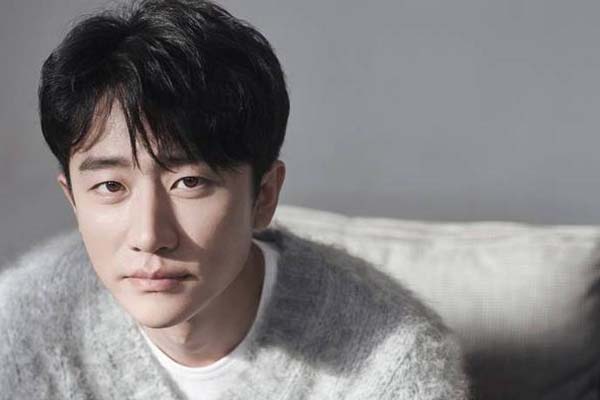 粉丝为黄轩排片：我有个影院八个厅，你想要多少排片